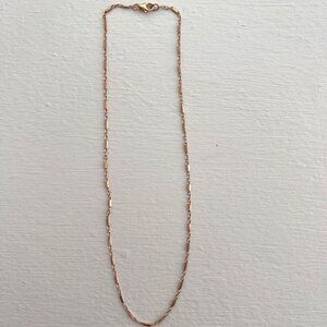 Fewer Finer 14K Pins and Needles Chain